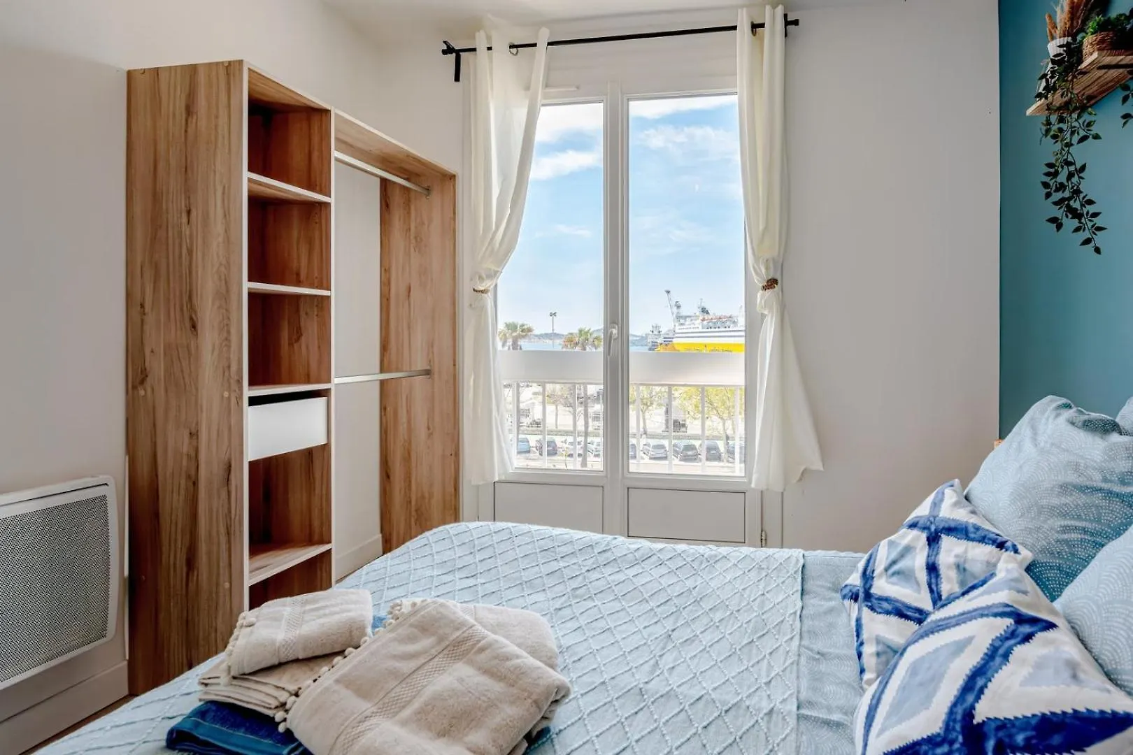 Air-Conditioned Apartment - Sea View Port Toulon